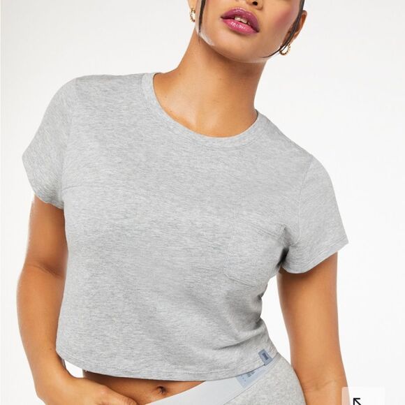 Savage Fenty Xssential Baby Pocket Tee Platinum Grey XL NWT and in packaging - Picture 1 of 8